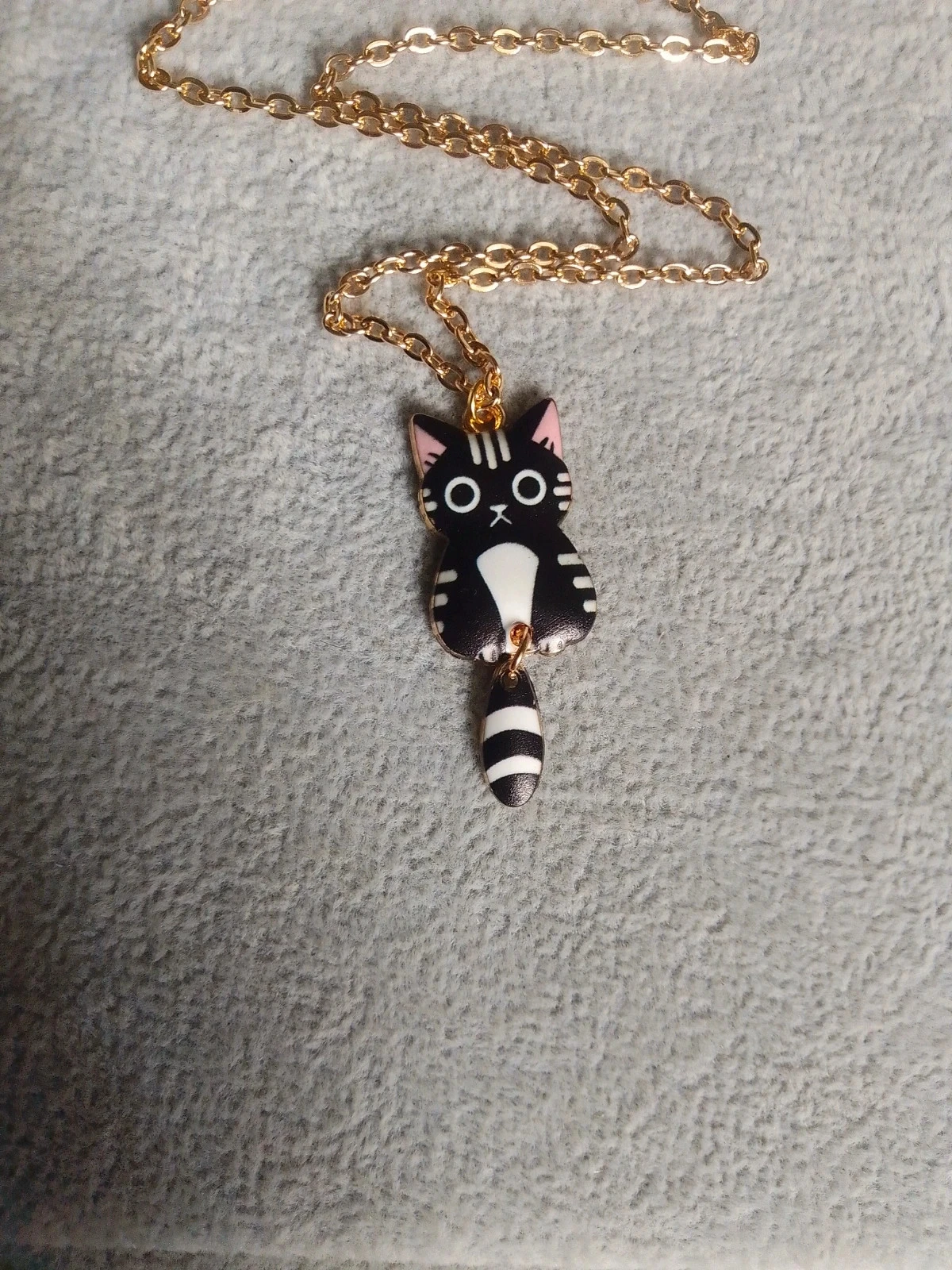 Collar pequeño gato negro y blanco – photo 2